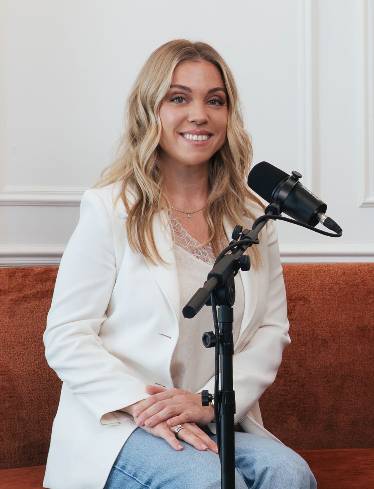 Marta Garay.png__PID:e284a1bf-c60c-47e2-b3bf-73c7752f01f8