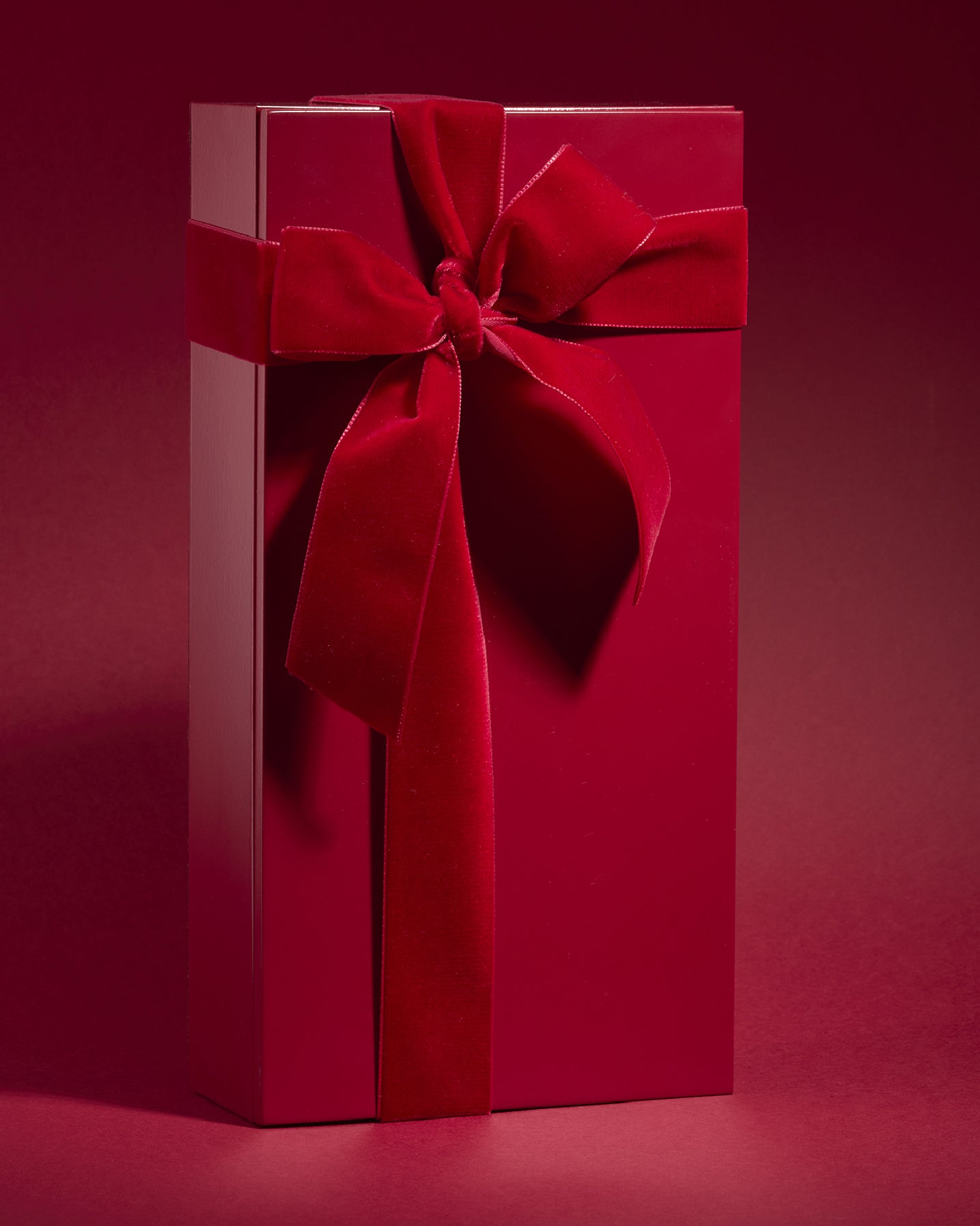 Christmas Box - Nieves Beauty x Redondo Brand