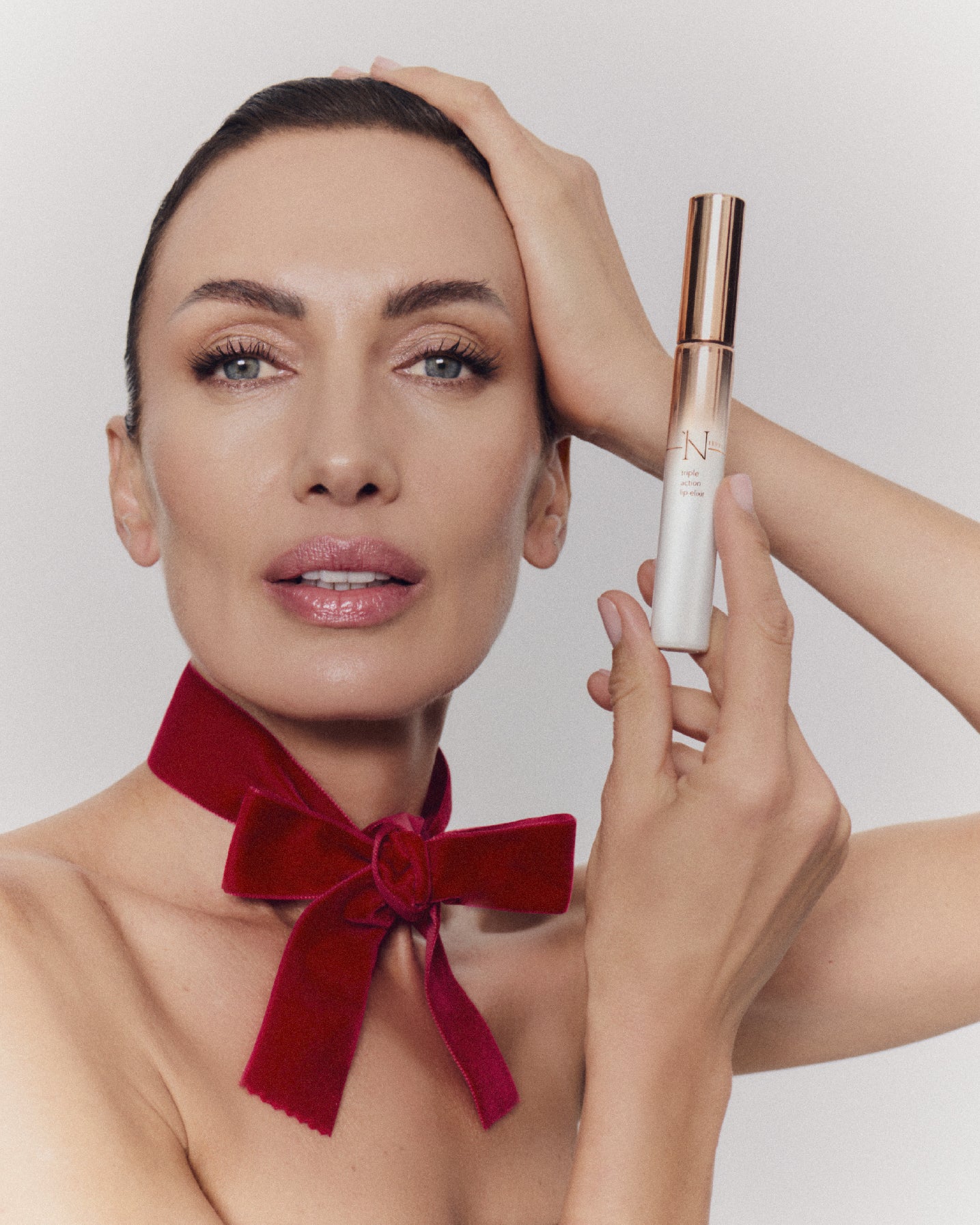 Christmas Box - Nieves Beauty x Redondo Brand