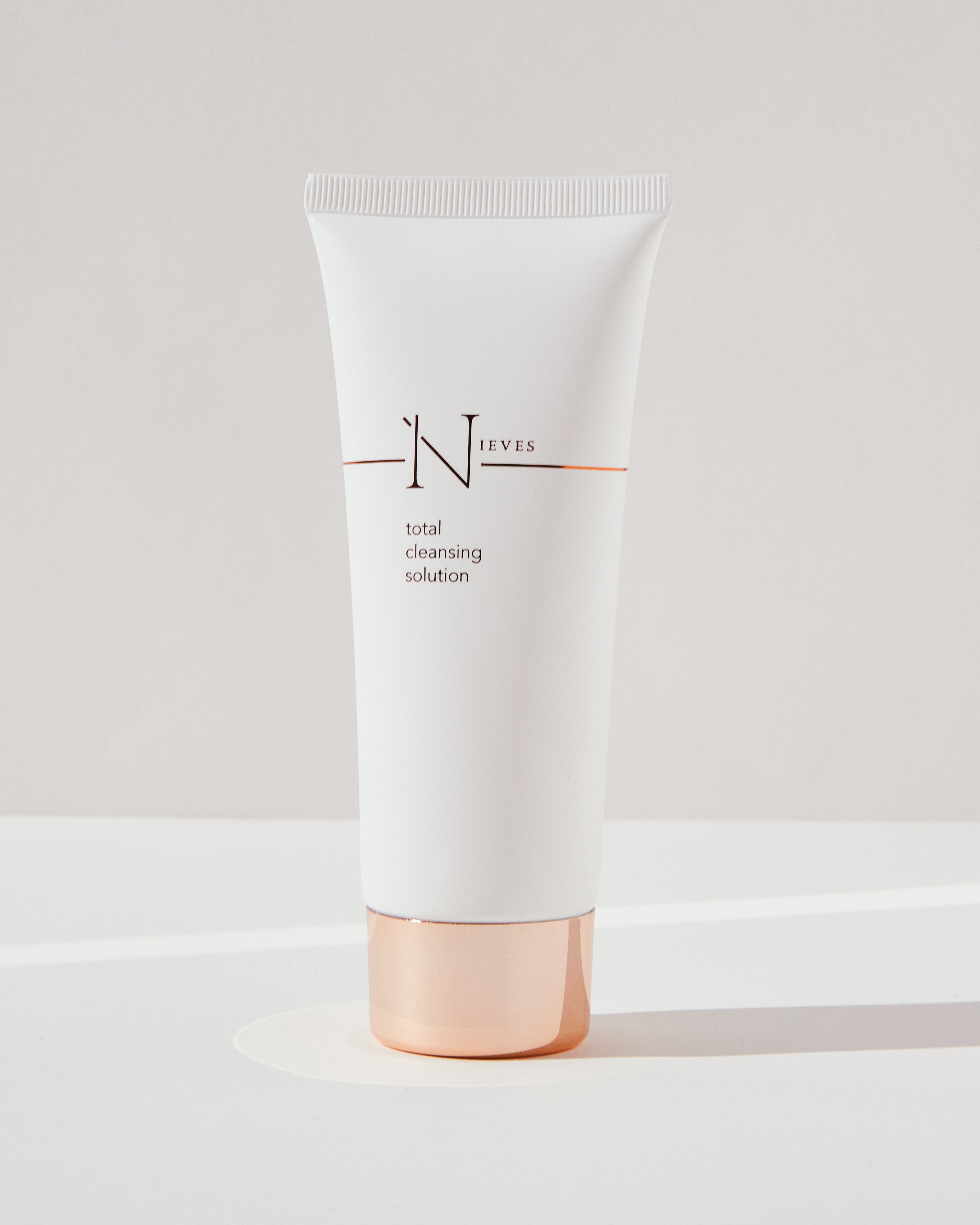 Total Essentials Cleanse Mini Total Cleansing Solution | NIEVES by Nieves Álvarez